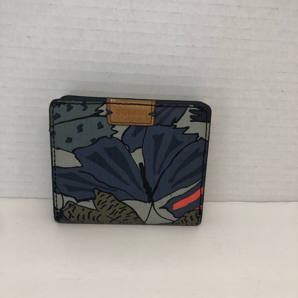 Fossil Emma Blue and Gray Floral Mini Wallet